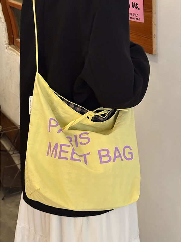 Japanese-Style Retro Double-Sided Color-Block Canvas Tote Bag - Large Capacity Commuter Shoulder Crossbody Bag for Students Japanese-Style Retro Double-Sided Color-Block Canvas Tote Bag - Large Capacity Commuter Shoulder Crossbody Bag for Students