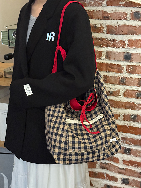 Japanese-Style Retro Double-Sided Color-Block Canvas Tote Bag - Large Capacity Commuter Shoulder Crossbody Bag for Students Japanese-Style Retro Double-Sided Color-Block Canvas Tote Bag - Large Capacity Commuter Shoulder Crossbody Bag for Students
