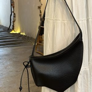 Japanese-Style Retro Soft Leather Horn Bag for Women, Niche Lazy Dumpling Shoulder Crossbody Bag with Large Capacity