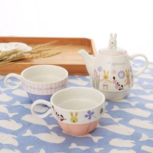 Japanese-Style Sugar Rabbit Ceramic Teapot Set with 2 Teacups and Filter - Cute Afternoon Tea Set for Two, Kids and Parents Tea Service