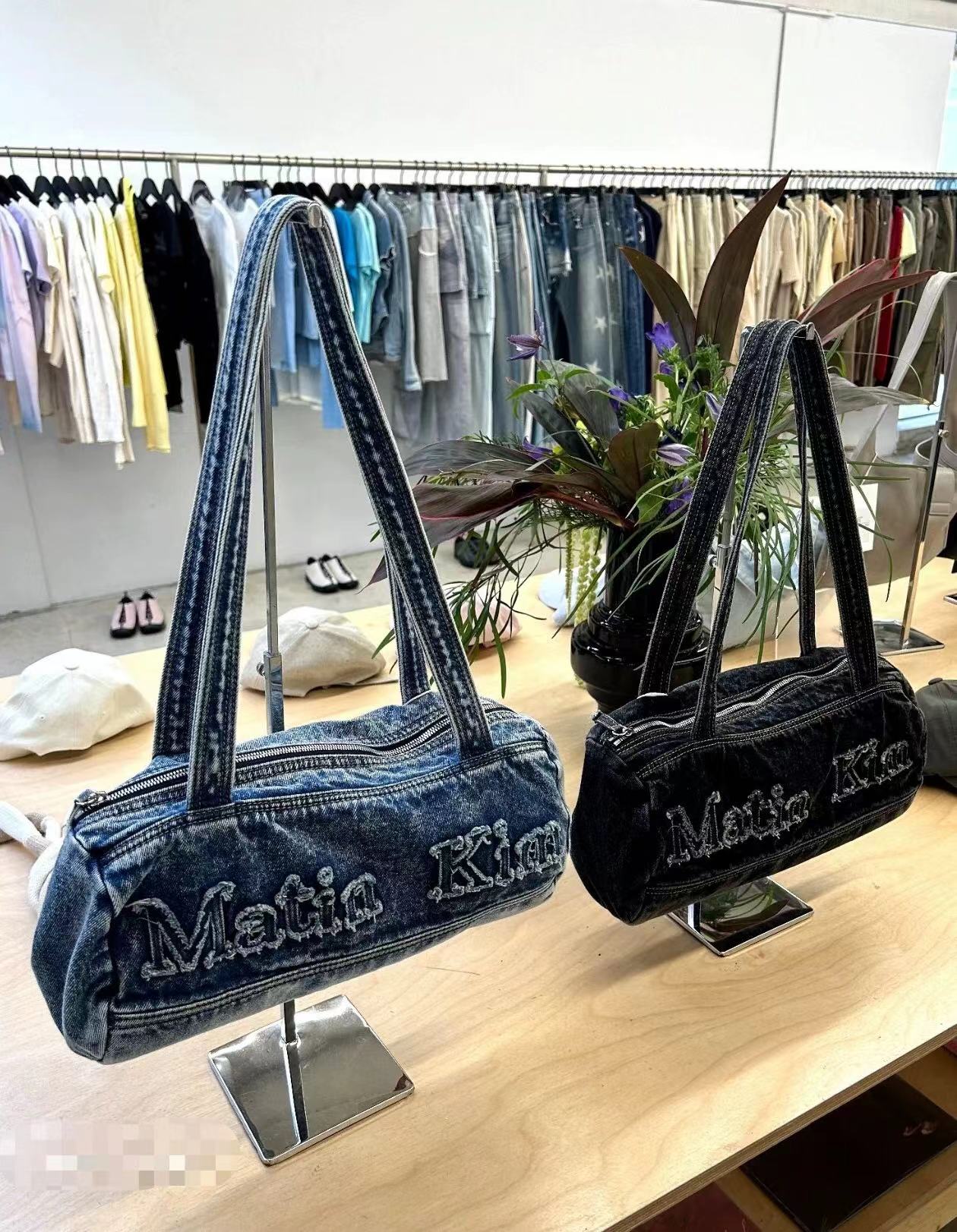 Korean Retro Letter Embroidery Washed Denim Boston Bag - Large Capacity Travel Fitness Shoulder Underarm Bag Korean Retro Letter Embroidery Washed Denim Boston Bag - Large Capacity Travel Fitness Shoulder Underarm Bag