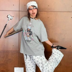 Korean Retro Musician Graphic T-Shirt - Casual Loose Fit, Age-Reducing Design, Pure Cotton Short Sleeve Top