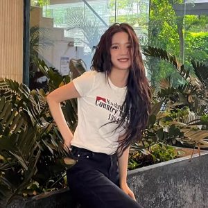 Korean Retro Sports Digital Print Fitted Cotton Top – Short Sleeve Slim Fit for a Stylish Instagram Look