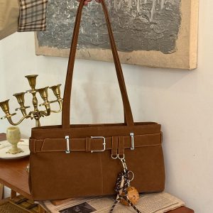Korean Retro Underarm Baguette Bag for Women - Versatile Commuting Shoulder Bag with High-End Keychain, Stylish Motorcycle Accessory
