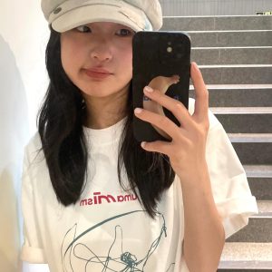 Korean Style Ballet Dancer Print Short Sleeve T-Shirt - Casual, Comfortable, Loose Fit, Summer Essential in Pure Cotton