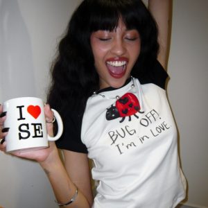 Korean Style Beetle Cartoon Print Color-Blocking Short-Sleeve Slim-Fit High-Stretch Cotton T-Shirt for Trendy Casual Wear