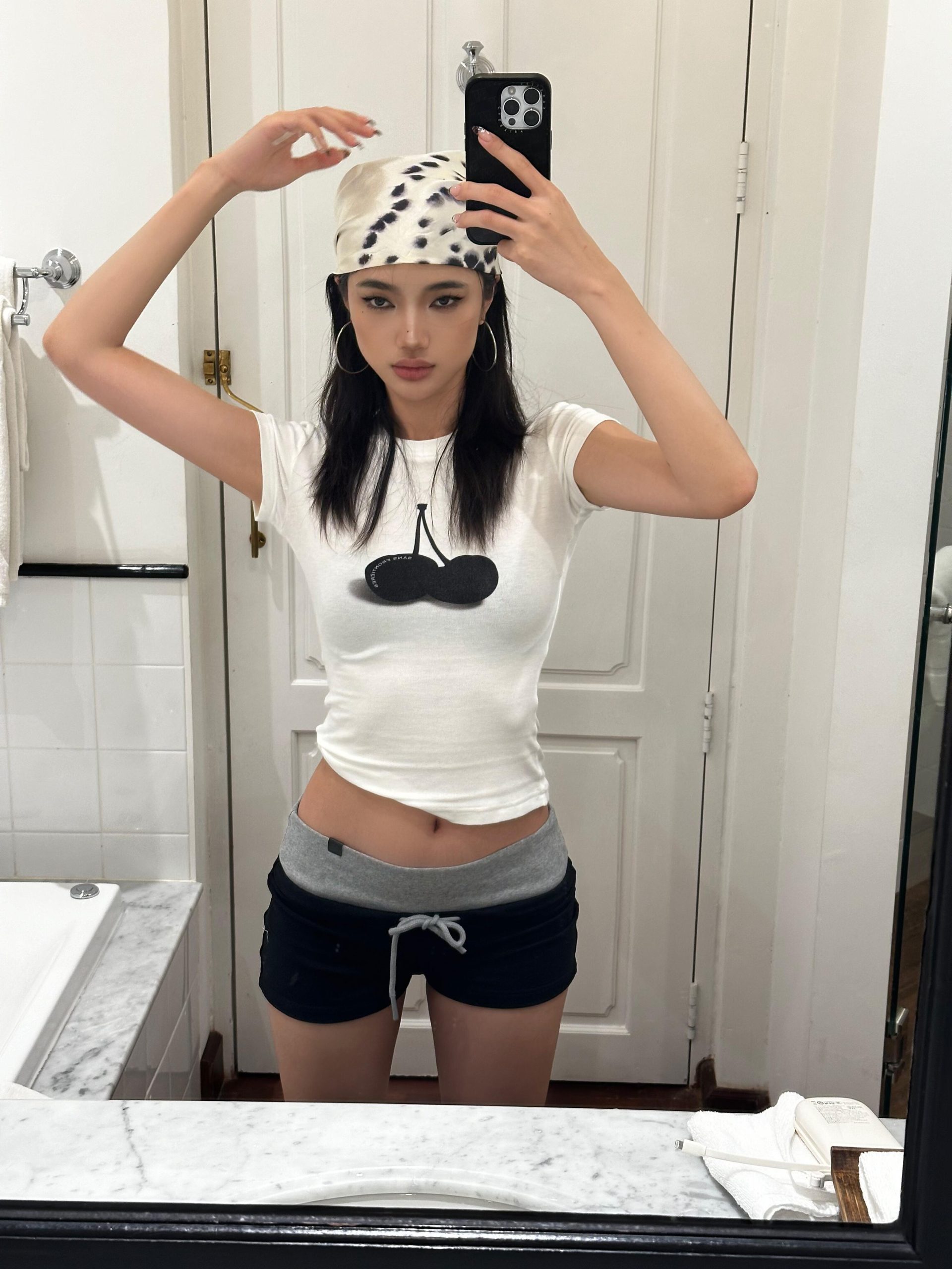 Korean Style Black Cherry Short Sleeve T-Shirt - High Elastic Slim Fit, Pure Cotton, 25SS Trendy Essential Korean Style Black Cherry Short Sleeve T-Shirt - High Elastic Slim Fit, Pure Cotton, 25SS Trendy Essential