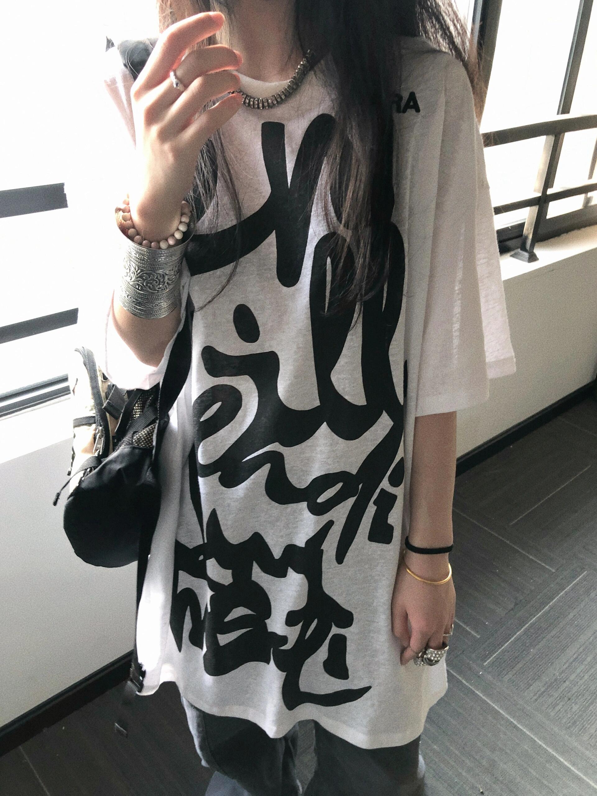 Korean Style Casual Loose Fit Pure Cotton T-Shirt with Graffiti Letter Print and Sun Protection for Women Korean Style Casual Loose Fit Pure Cotton T-Shirt with Graffiti Letter Print and Sun Protection for Women