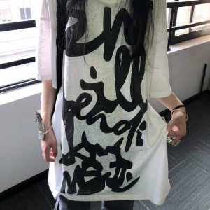 Korean Style Casual Loose Fit Pure Cotton T-Shirt with Graffiti Letter Print and Sun Protection for Women
