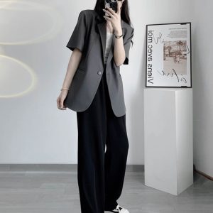 Korean-Style Casual Slimming Gray Oversized Short-Sleeve Blazer for Women - Spring/Summer 2025 Fashion Essential