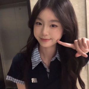 Korean Style Embroidered Polo Collar Short Sleeve T-Shirt for Women, Slim Fit Spliced Two-Piece Summer College Look