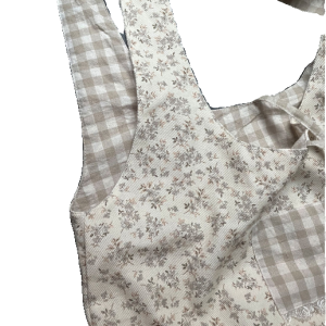 Korean-Style Floral Mesh Vest Tote Bag - Large Capacity Commuter Shoulder Bag for Students, Artistic Design, Fairy Aesthetic