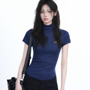 Korean-Style High-Neck Embroidered Short Sleeve T-Shirt for Women – Trendy Fitted Top for Spicy Y2K Fashion Lovers