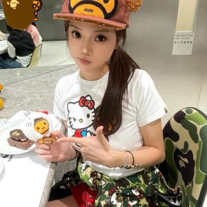 Korean Style Kitty Cat Printed Slim-Fit Round Neck Short Sleeve T-Shirt for Women - Age-Reducing Pure Cotton 25SS