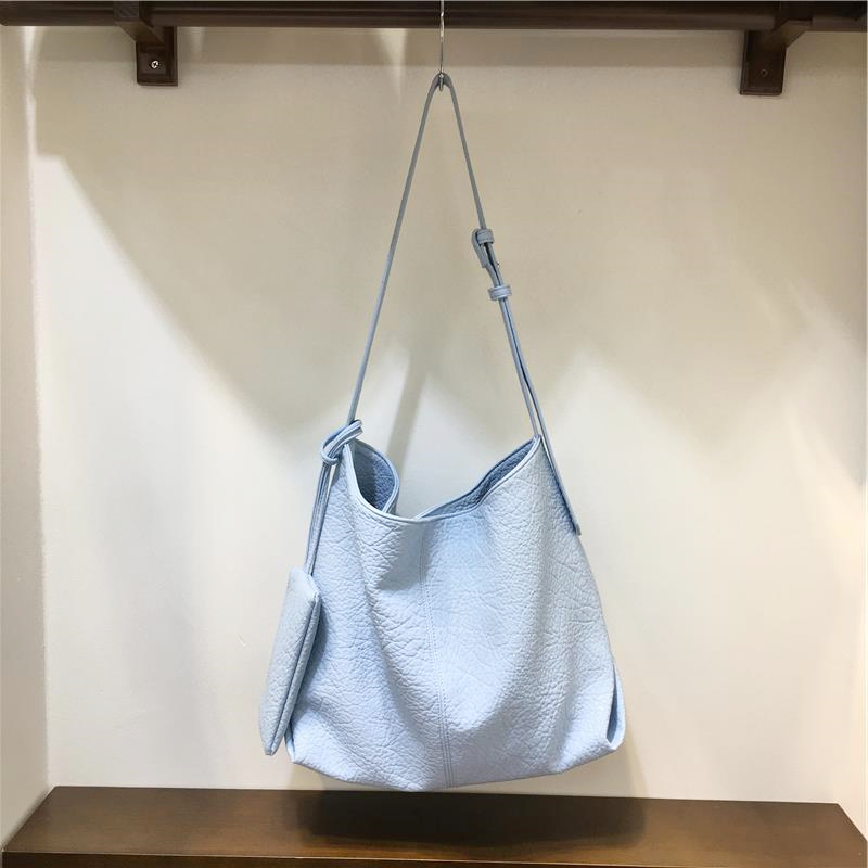 Korean Style Large Capacity Casual Soft Leather Tote Bag for Spring Summer - Versatile Commuter Shoulder Crossbody Bag Korean Style Large Capacity Casual Soft Leather Tote Bag for Spring Summer - Versatile Commuter Shoulder Crossbody Bag