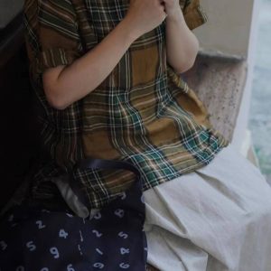 Korean-Style Large Capacity Casual Tote Bag, Versatile Underarm Design, Minimalist Hexagonal Canvas for Digital Commuting