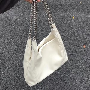 Korean Style Large Capacity Chain Tote Bag for Women - Trendy Underarm Shoulder Bag for Commuting and Daily Use 2023