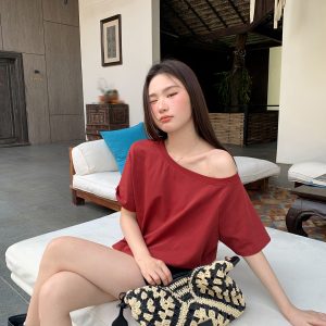 Korean Style Off-Shoulder Loose T-Shirt for Women - Summer 2025 Slimming Top with High-End Feel, Casual Fashion Essential