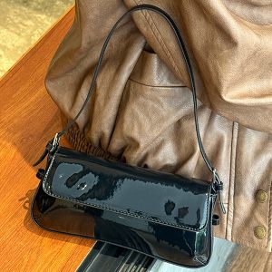 Korean Style Patent Leather Baguette Bag 2025 - Simple Underarm Shoulder Handbag for Commuting, Chic High-End Fashion Accessory