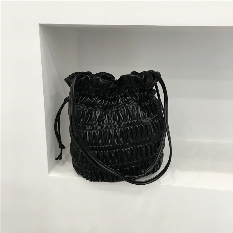 Korean Style Pleated Drawstring Shoulder Bag - Soft Leather Silver Bucket Bag for Chic Fashion Lovers