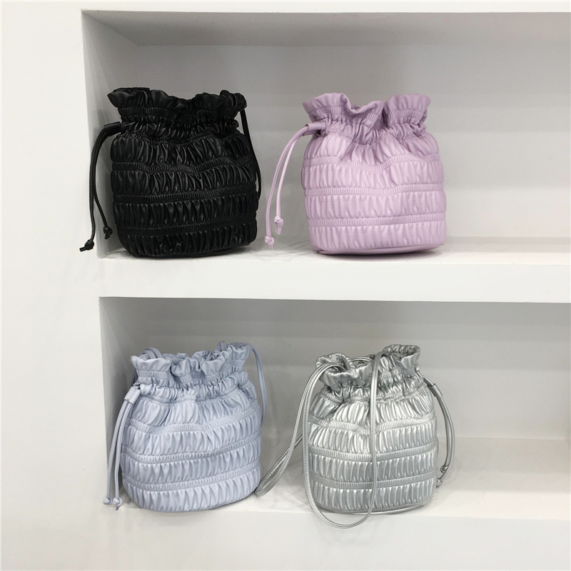 Korean Style Pleated Drawstring Shoulder Bag - Soft Leather Silver Bucket Bag for Chic Fashion Lovers