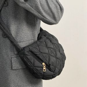 Korean-Style Pleated Dumpling Bag for Women, Large Capacity Lightweight Cloud Underarm Crossbody Bag