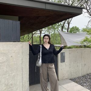 Korean Style Plus Size Ultra-Thin Cargo Pants for Women - Casual Outdoor Mountaineering Feu Parachute Design