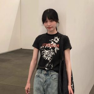Korean Style Retro Floral Print Black Washed Slim Fit Cotton Short Sleeve T-Shirt for Women