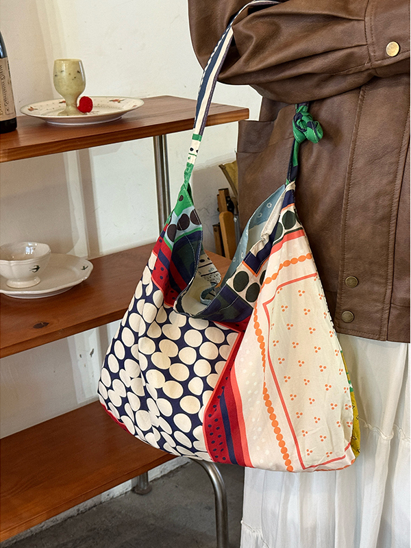 Korean-Style Retro Patchwork Polka Dot Canvas Tote Bag for Women, Large-Capacity Ethnic Shoulder Crossbody Bag Korean-Style Retro Patchwork Polka Dot Canvas Tote Bag for Women, Large-Capacity Ethnic Shoulder Crossbody Bag
