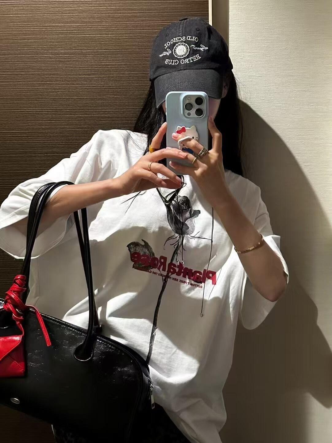 Korean Style Retro Rose Print Casual Loose Cotton Short Sleeve T-Shirt for Summer Korean Style Retro Rose Print Casual Loose Cotton Short Sleeve T-Shirt for Summer