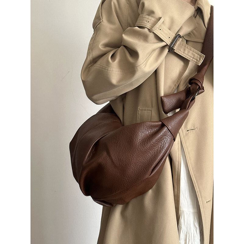 Korean-Style Retro Soft Leather Wrinkled Dumpling Bag, Casual Versatile Crossbody Shoulder Bag, Chic Croissant Horn Design
