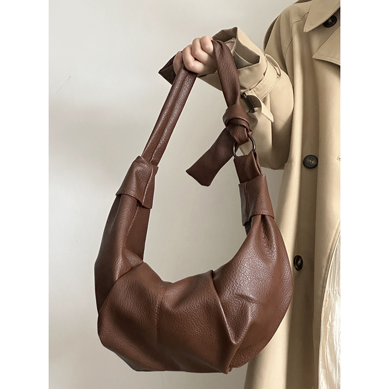 Korean-Style Retro Soft Leather Wrinkled Dumpling Bag, Casual Versatile Crossbody Shoulder Bag, Chic Croissant Horn Design