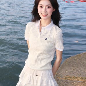 Korean-Style Retro Twisted Knit Short Sleeve Women's Summer Polo Shirt - Slim Fit White Top for Casual Chic Look