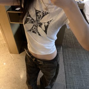 Korean Style Short Sleeve Slim-Fit Top with Crusader Print - Bamboo Cotton, Slightly Sheer, Trendy Y2K Aesthetic for Stylish Girls