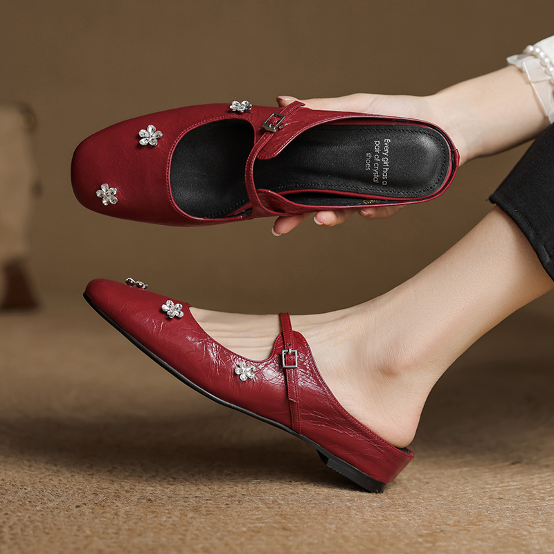 Korean Style Slim Fit Buckle Sandals for Women - Sweet Fashion Half Slippers for Outdoor Comfort on Casual Dates