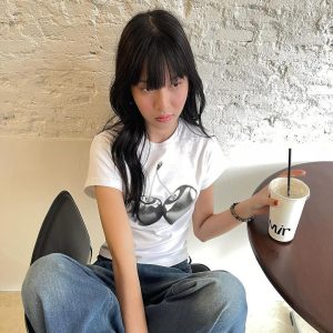 Korean Style Slim Fit Short Sleeve T-Shirt with Metal Cherry Print and High Stretch Cotton for Women