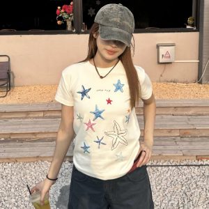 Korean Style Starfish Print Slim Fit Short Sleeve High-Stretch Cotton T-Shirt for Women - Age-Reducing Design