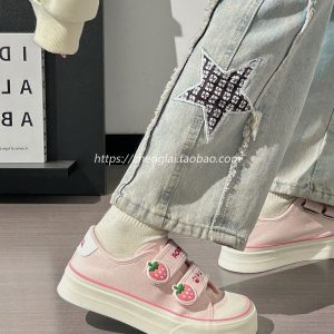 Korean Style Strawberry Heart Velcro Canvas Sneakers for Women - Breathable Sports Shoes for Students
