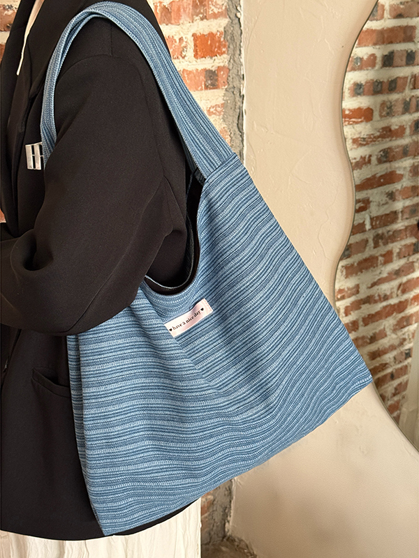 Korean-Style Striped Denim Tote Bag for Women - Large Capacity Shoulder Bag for Students and Commuters 2025 Korean-Style Striped Denim Tote Bag for Women - Large Capacity Shoulder Bag for Students and Commuters 2025