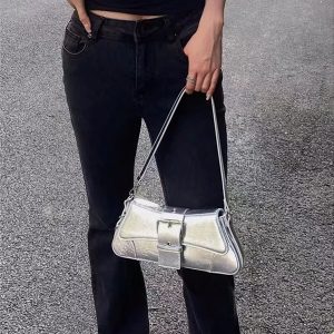 Korean Style Vintage Metal Chain Shoulder Handbag - Sweet Cool Spicy Girl Baguette Bag for Modern Fashion