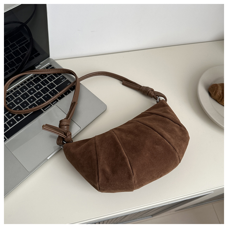 Korean Style Women's Horn-Shaped Suede Dumpling Bag - Trendy 2025 Versatile Shoulder & Crossbody Bag Korean Style Women's Horn-Shaped Suede Dumpling Bag - Trendy 2025 Versatile Shoulder & Crossbody Bag