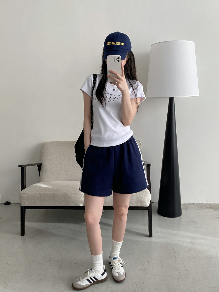 Korean Style Women's Summer Casual Striped Sports Shorts - Sun Grapefruit Straight-Leg Five-Point Sweatpants Korean Style Women's Summer Casual Striped Sports Shorts - Sun Grapefruit Straight-Leg Five-Point Sweatpants