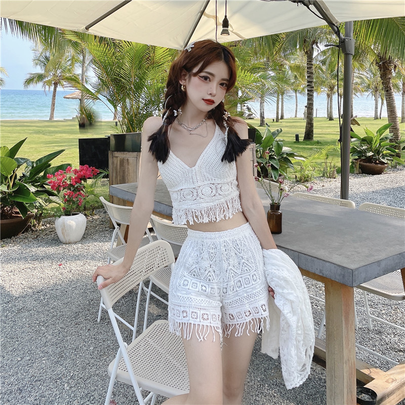 Lace Long-Sleeve Sun Protection Cardigan Set with Strapless Camisole and Shorts - Perfect for Seaside Vacation Style Lace Long-Sleeve Sun Protection Cardigan Set with Strapless Camisole and Shorts - Perfect for Seaside Vacation Style