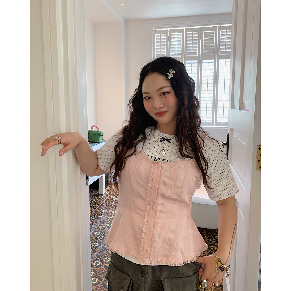 Lace Spliced Waist-Defining Cami Top for Women - Summer 2025 French Style Outerwear - Elegant and Trendy Fashion Piece