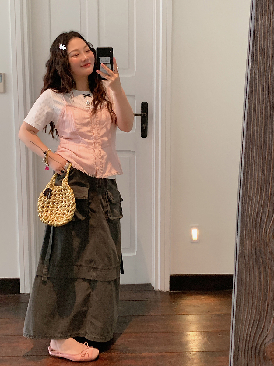 Lace Spliced Waist-Defining Cami Top for Women - Summer 2025 French Style Outerwear - Elegant and Trendy Fashion Piece Lace Spliced Waist-Defining Cami Top for Women - Summer 2025 French Style Outerwear - Elegant and Trendy Fashion Piece