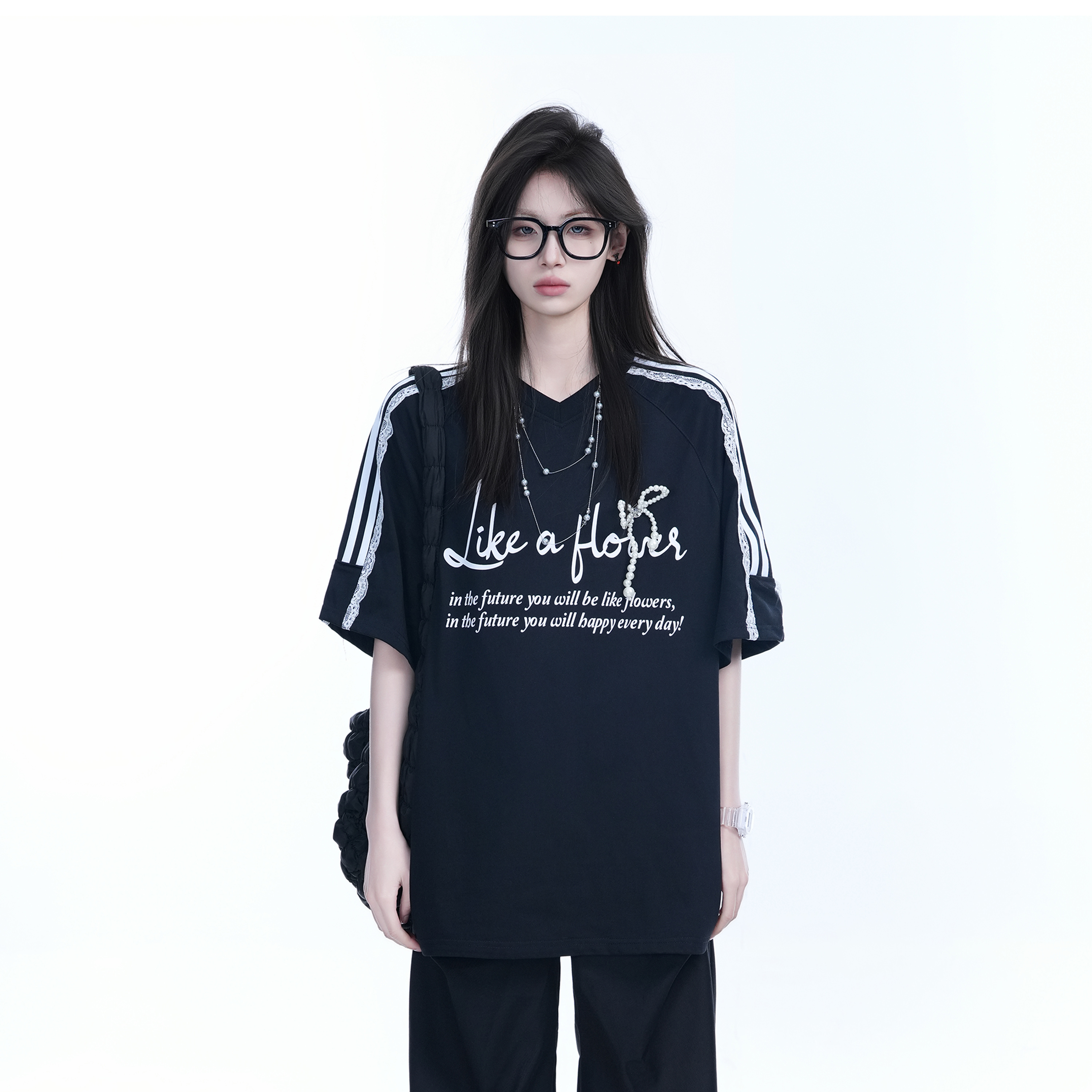 Lace Splicing Pearl Bow Short Sleeve T-Shirt for Women, Loose Half Sleeve Top, Elegant 90s-Inspired Fashion