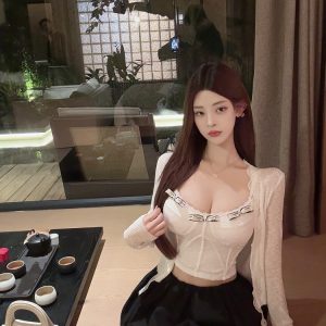 Lace Vest Camisole Top - Slim Fit with Built-In Chest Pad, Pure Desire Style, Perfect for Y2K and 90s Fashion Trends