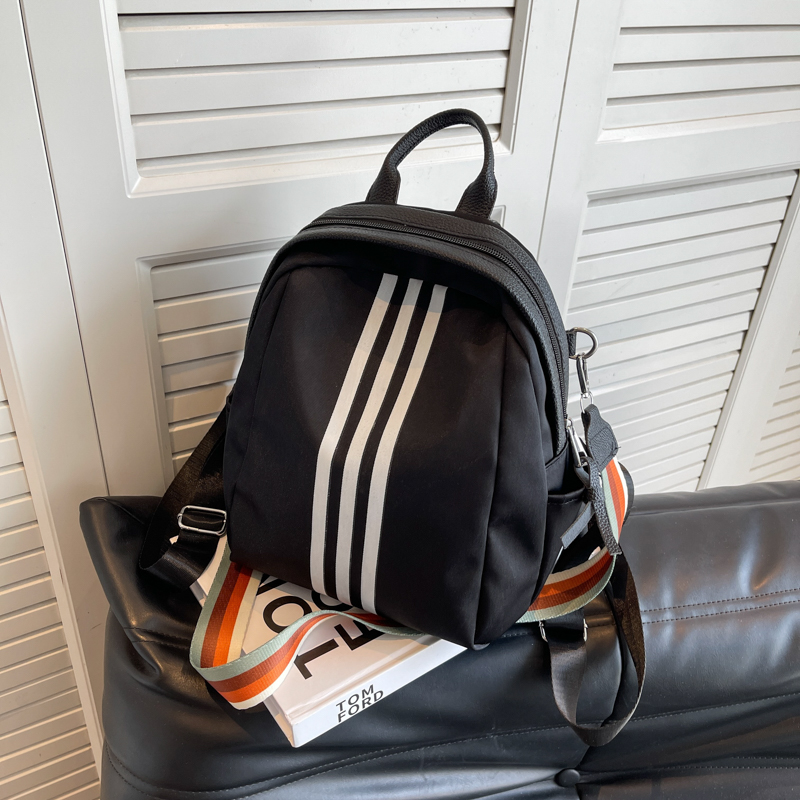 Large Capacity Mommy Bag - Lightweight Dual-Use Backpack & Crossbody for Moms, Stylish Multifunctional Diaper Bag for Travel & Work