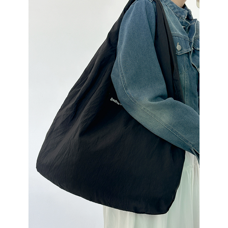 Large Capacity Quick-Drying Canvas Tote Bag for Women - Summer 2024 Stylish Shoulder Bag Large Capacity Quick-Drying Canvas Tote Bag for Women - Summer 2024 Stylish Shoulder Bag