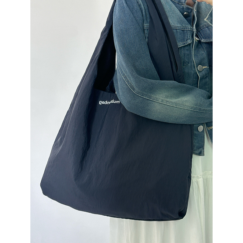 Large Capacity Quick-Drying Canvas Tote Bag for Women - Summer 2024 Stylish Shoulder Bag Large Capacity Quick-Drying Canvas Tote Bag for Women - Summer 2024 Stylish Shoulder Bag
